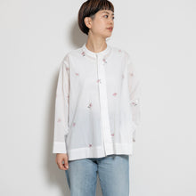 画像をギャラリービューアに読み込む, 比翼仕立てノーカラーブラウス【手描き桜】