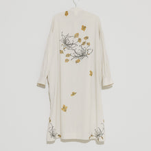 Charger l'image dans la galerie, ソフトワッシャー・ロングブラウス<手描き>乱菊
