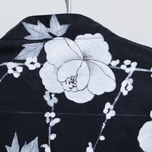 Charger l'image dans la galerie, ソフトワッシャー・ロングブラウス<手描き>牡丹・梅柄