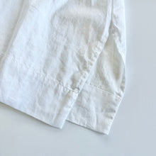 Charger l'image dans la galerie, 比翼仕立てノーカラーブラウス【手描き更紗牡丹】