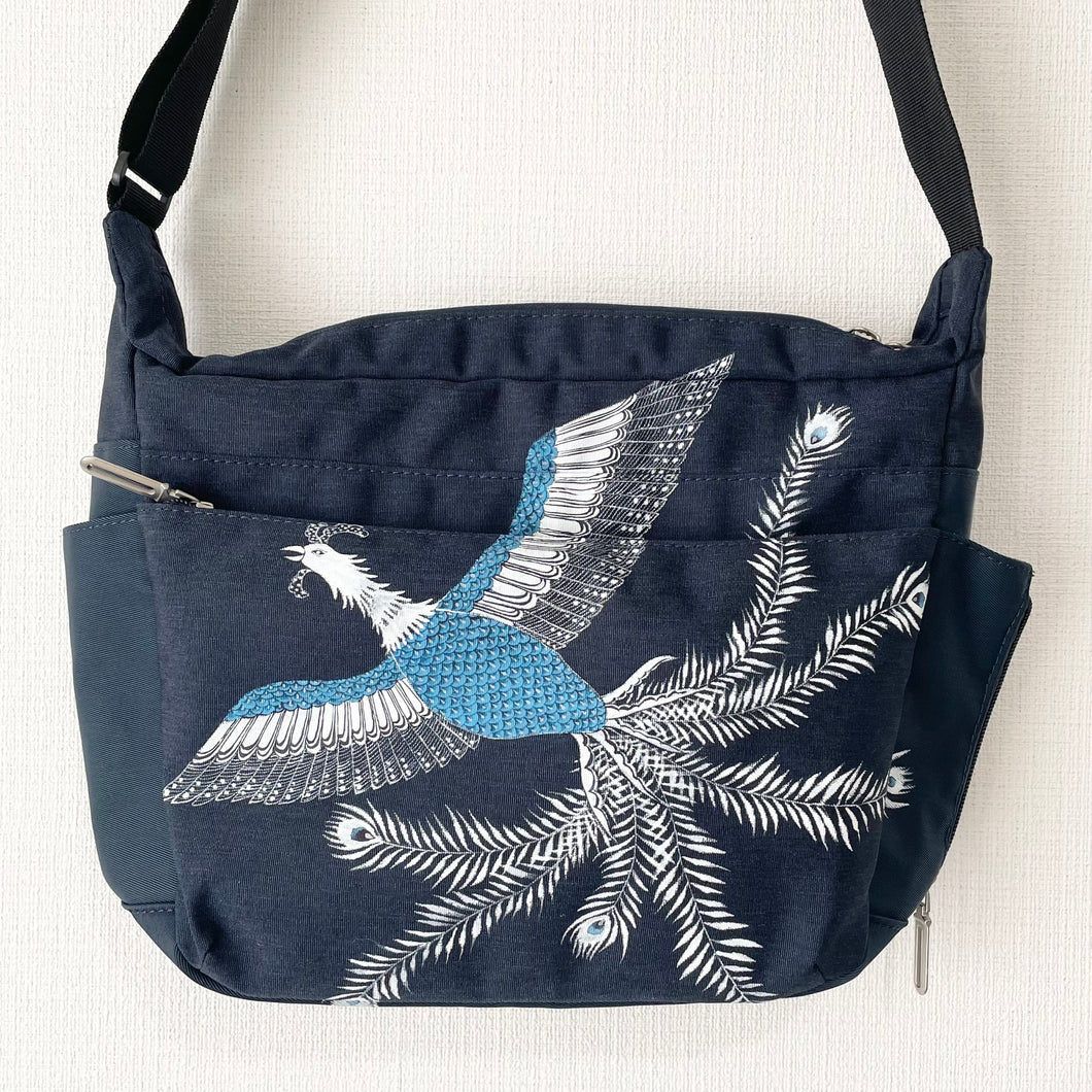 ショルダーバッグにミニ鳳凰